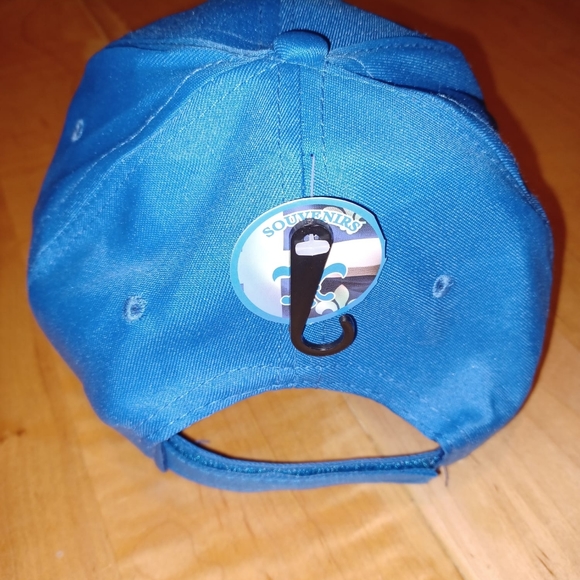 Quebec Adjustable Baseball Cap Hat NEW - Picture 2 of 2